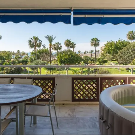 Costa Lago Jacuzzi